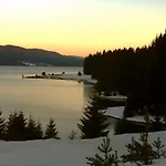 ива Holiday park